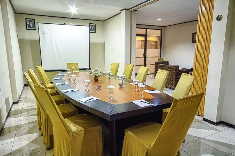 Fotos del hotel Montana Malang:  5