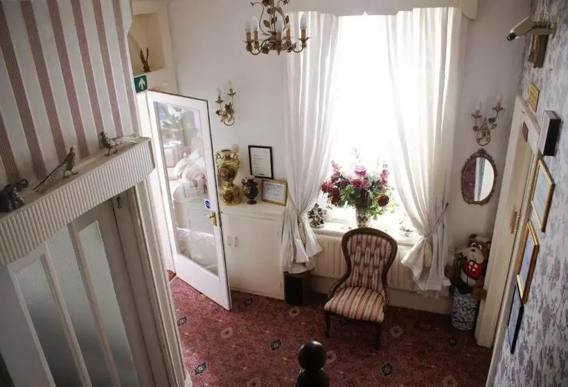 Fotos del hotel The Highfield Private:  2