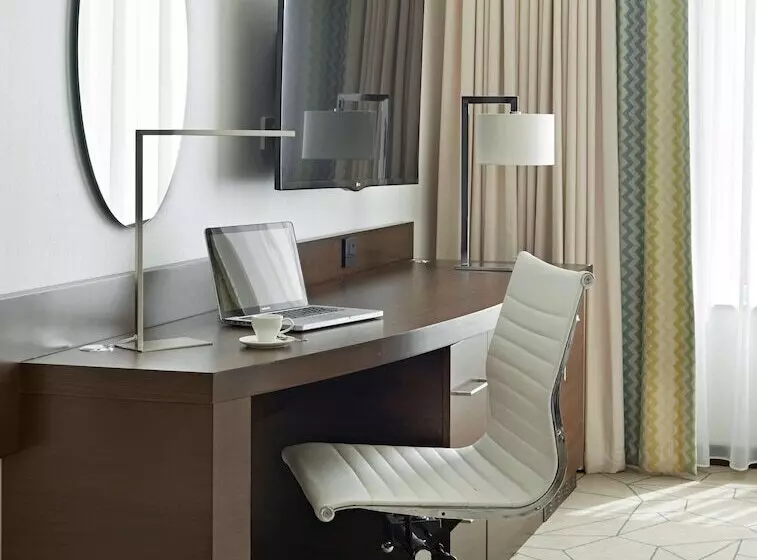 Fotos del hotel Hyatt Place Dubai Baniyas Square:  38