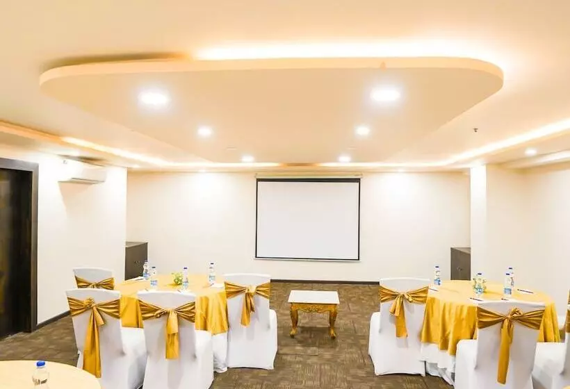 Fotos del hotel Bloomsuites I Electronics City:  7