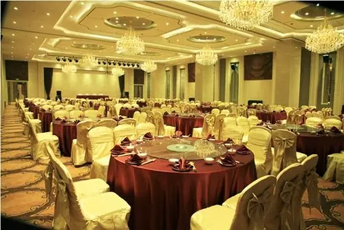 Fotos del hotel Titan Central Park:  15