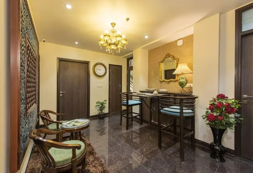 Fotos del hotel House Of Backpackers:  2