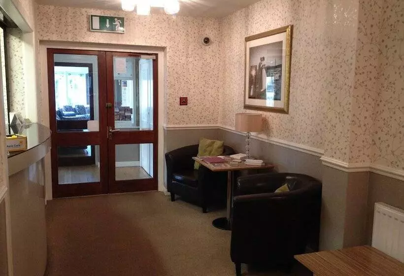 Fotos del hotel Tower House:  16