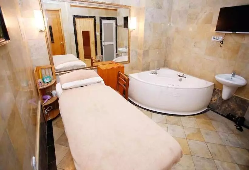 Fotos del hotel A25  & Spa:  6