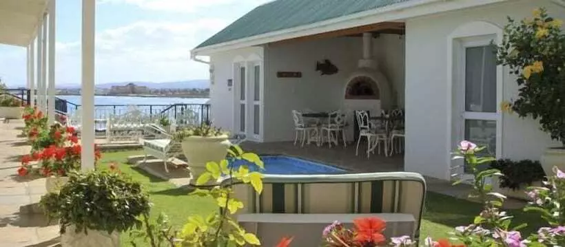 Fotos del hotel Gordon's Beach Lodge:  2