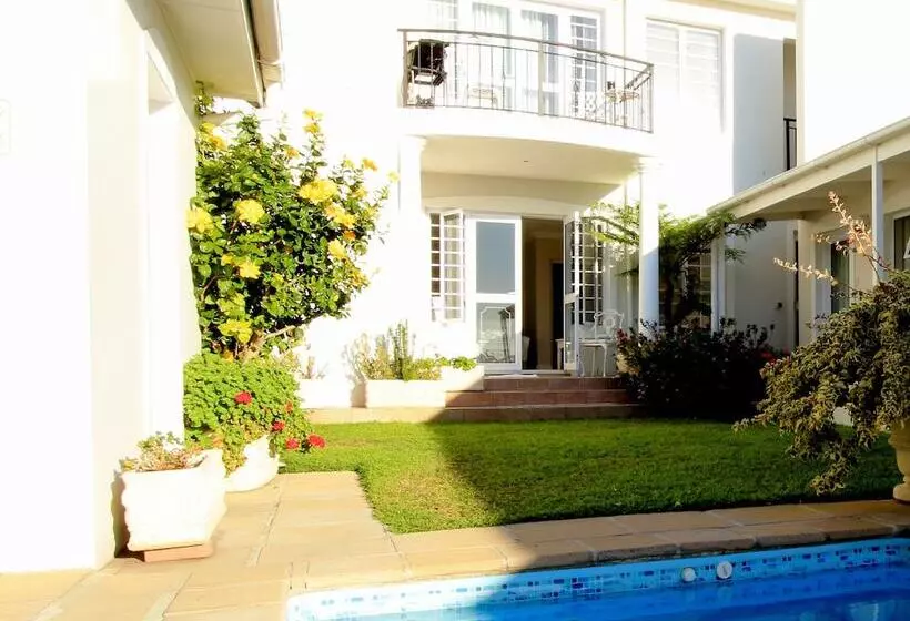 Fotos del hotel Gordon's Beach Lodge:  14