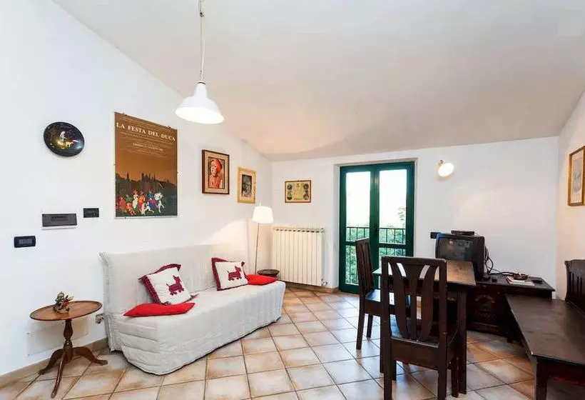 Agriturismo La Volpe E L Uva