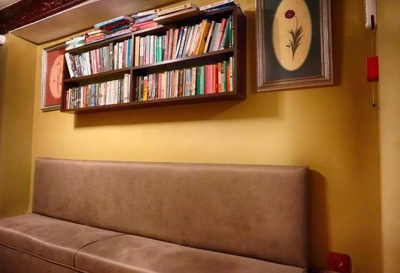 Fotos del hotel Mytra:  2