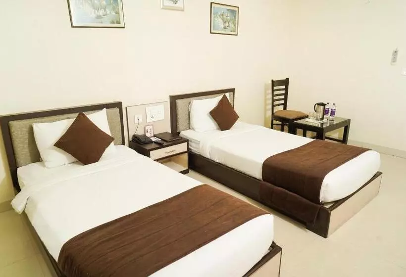 Fotos del hotel Yash Regency:  9