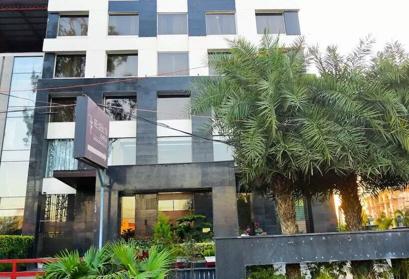 Fotos del hotel Regenta Almeida Zirakpur Chandigarh:  16