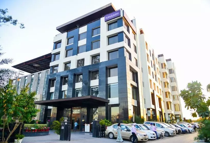 Fotos del hotel Regenta Almeida Zirakpur Chandigarh:  7