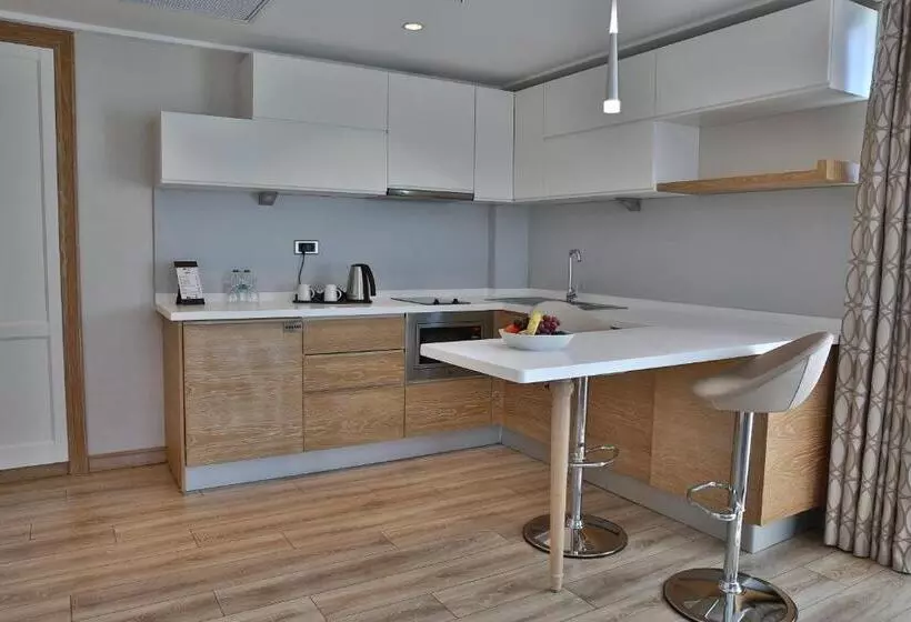 Fotos del hotel Bof S Ceo Suites Atasehir:  10