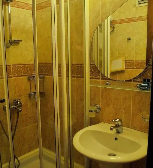 Fotos del hotel Grand  De Londres:  6