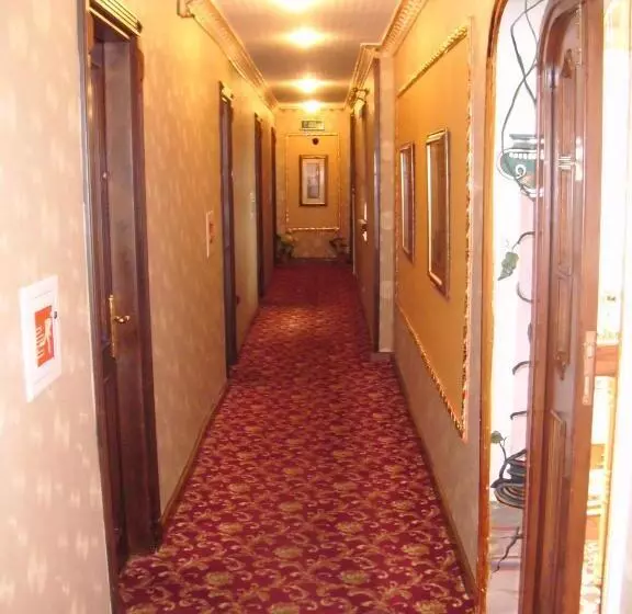 Fotos del hotel Grand  De Londres:  20