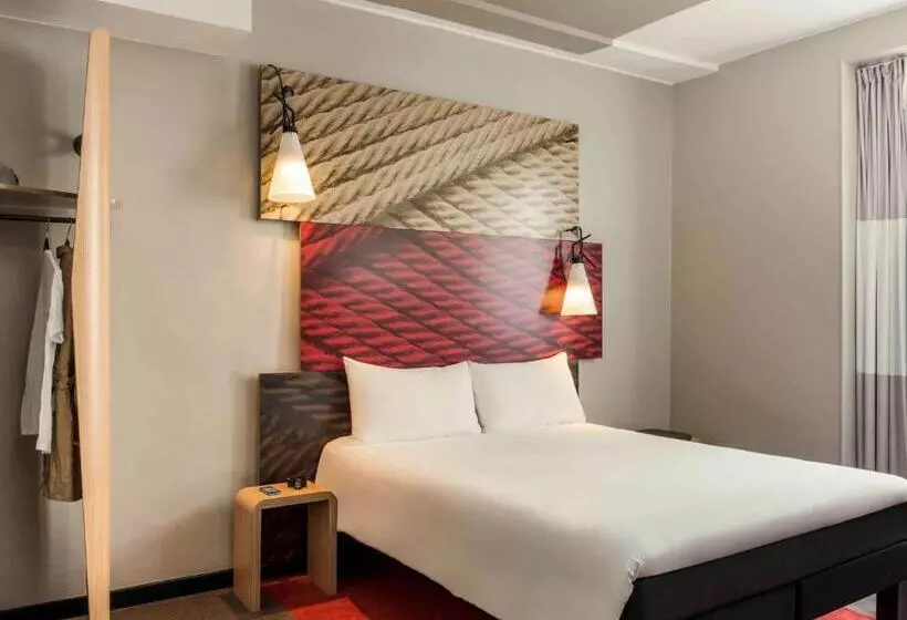 Fotos del hotel Ibis Paris Avenue De La Republique:  2