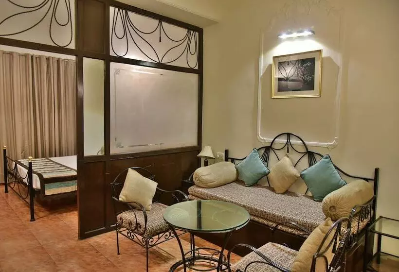 Fotos del hotel Jullundur:  12