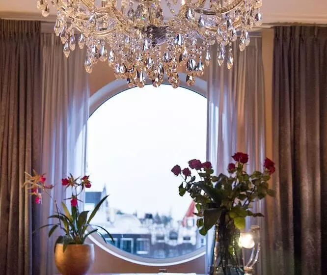 Fotos del hotel Luxury Suites Amsterdam - Member Of Warwick Hotels:  18