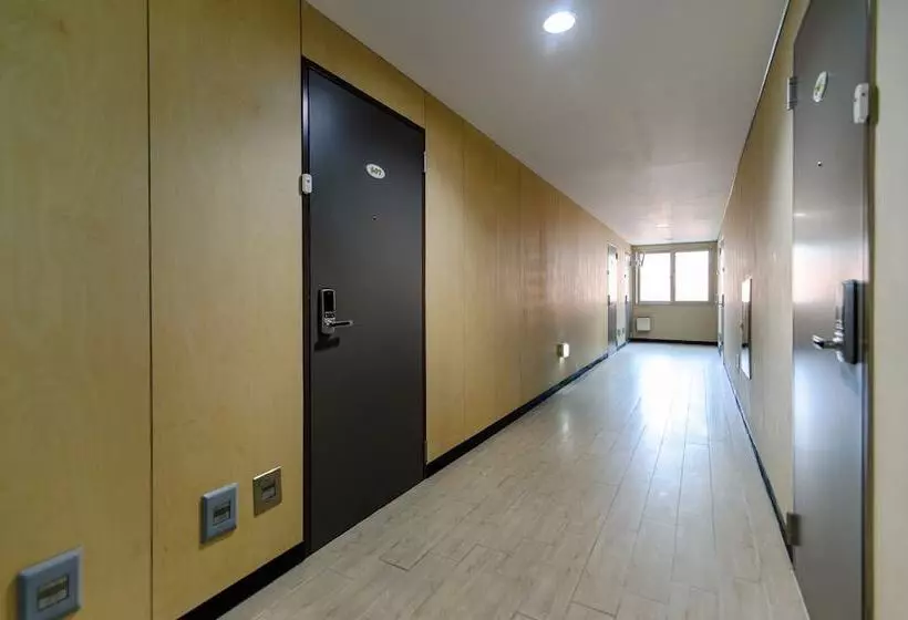 Fotos del hotel Blooming House Residence:  2