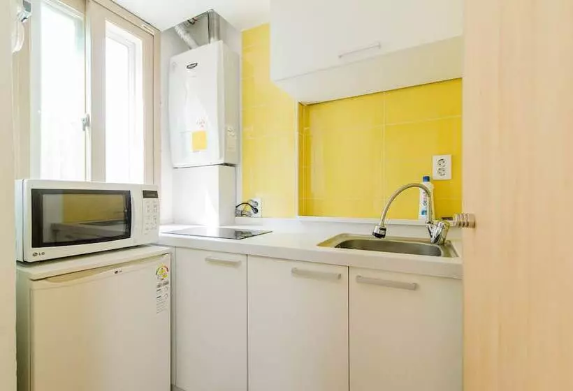 Fotos del hotel Blooming House Residence:  11