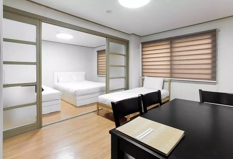 Fotos del hotel Blooming House Residence:  21