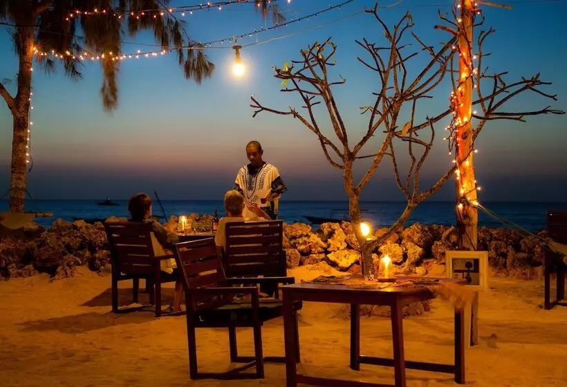 Fotos del hotel Flame Tree Cottages:  23