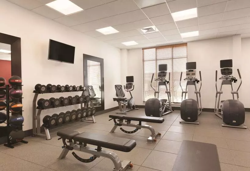 Fotos del hotel Hilton Garden Inn Boston Logan Airport:  12