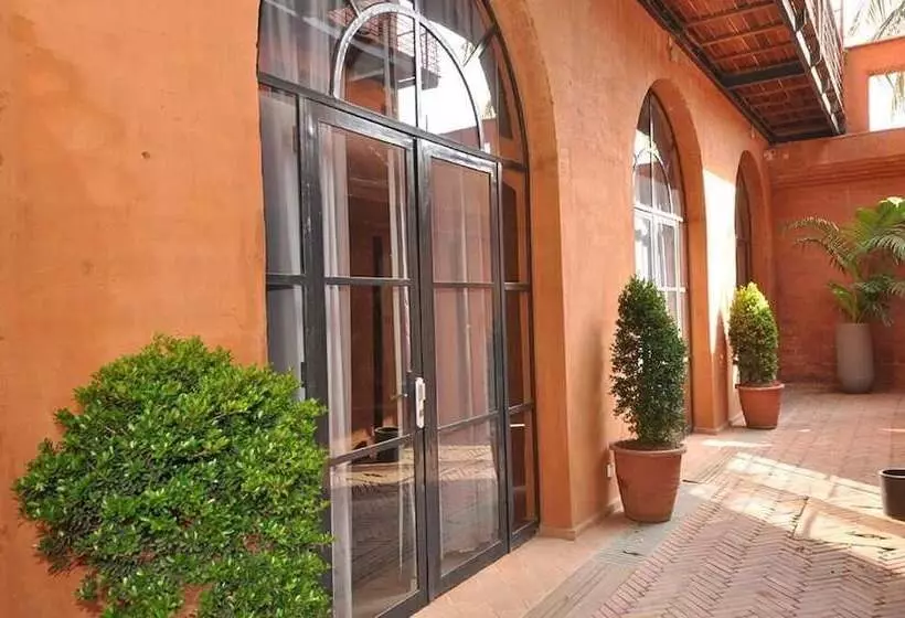 Fotos del hotel Le Djoloff:  12