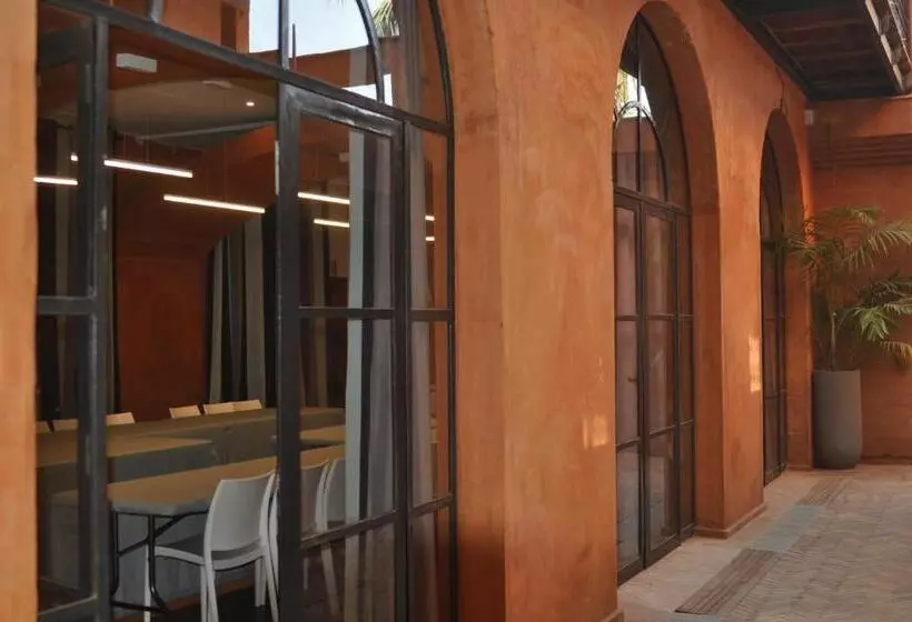 Fotos del hotel Le Djoloff:  20