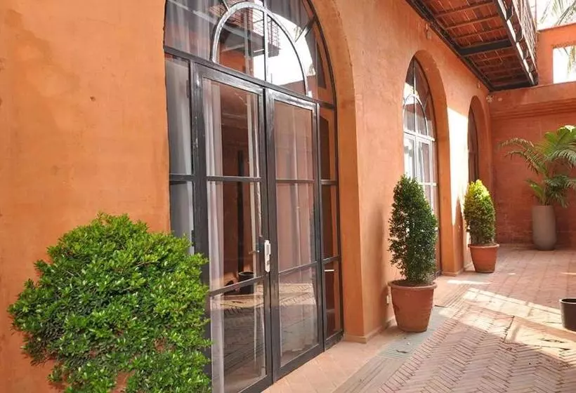 Fotos del hotel Le Djoloff:  7