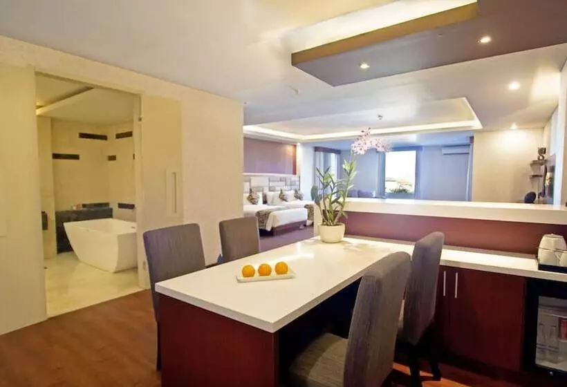 Fotos del hotel Quest San Denpasar By Aston:  8