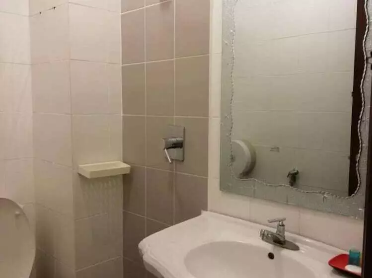 Fotos del hotel Paragon City:  12