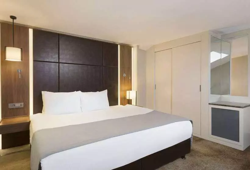 Fotos del hotel Ramada By Wyndham Istanbul Florya:  15