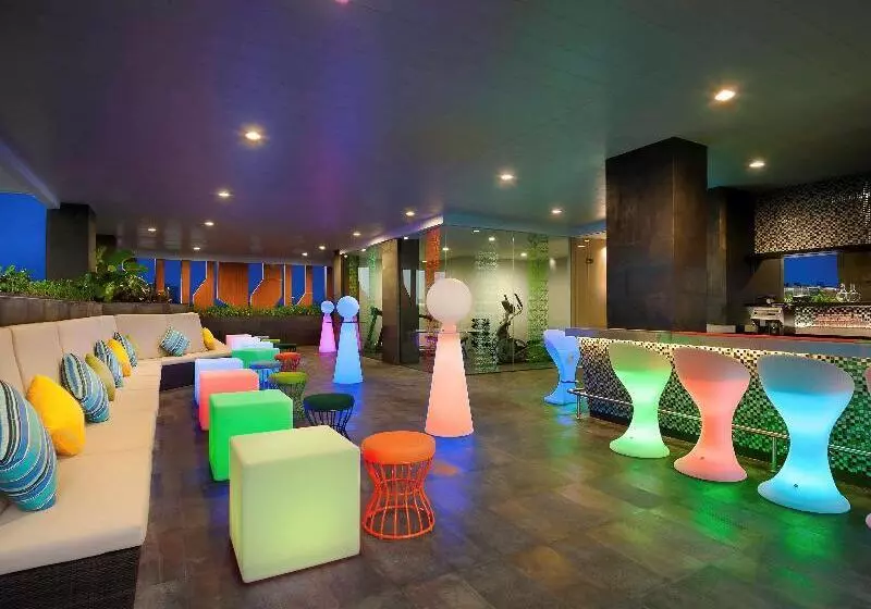 Fotos del hotel Ibis Styles Surabaya Jemursari:  4