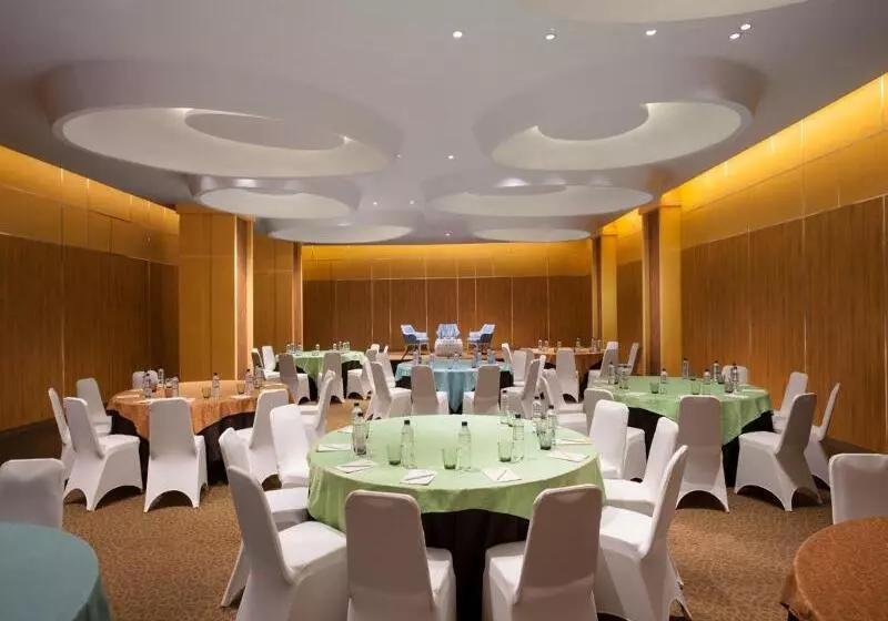 Fotos del hotel Ibis Styles Surabaya Jemursari:  12