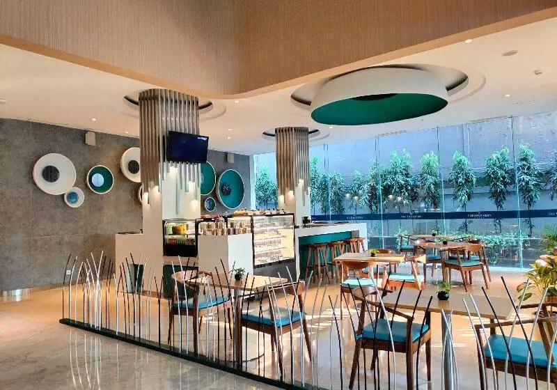 Fotos del hotel Ibis Styles Surabaya Jemursari:  11