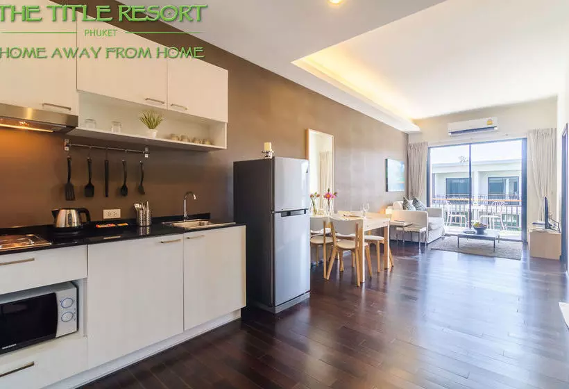 Fotos del hotel The Title East Wing By Trips Phuket:  18