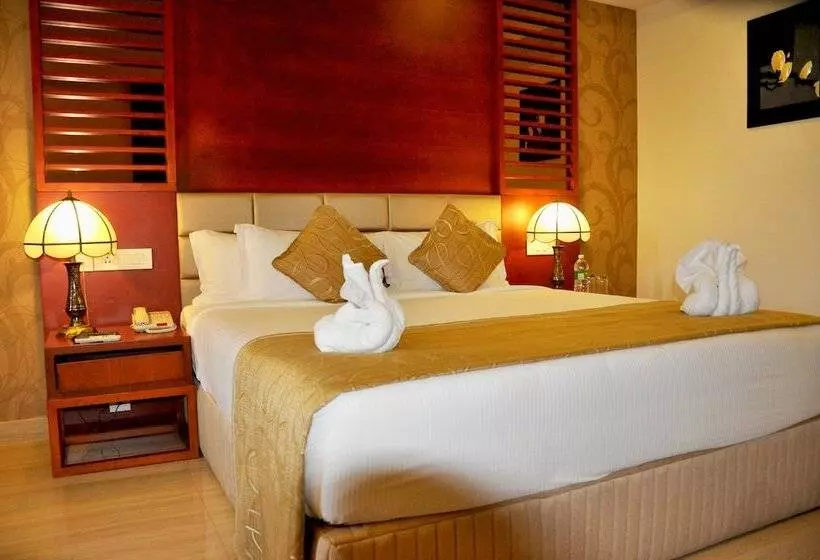 Fotos del hotel Lake Palace Trivandrum:  8