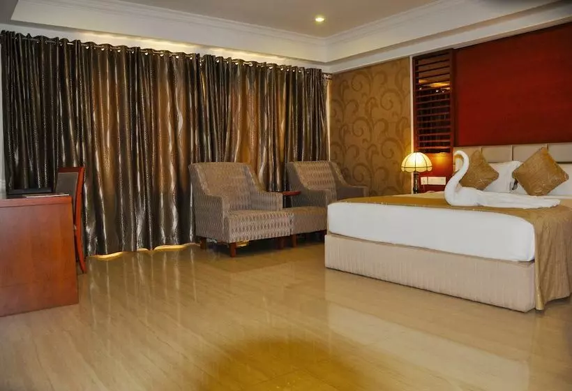 Fotos del hotel Lake Palace Trivandrum:  12