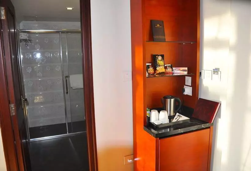 Fotos del hotel Lake Palace Trivandrum:  19