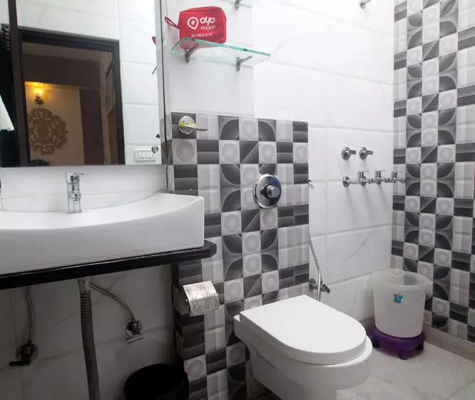 Fotos del hotel Oyo Rooms Rajouri Garden:  14