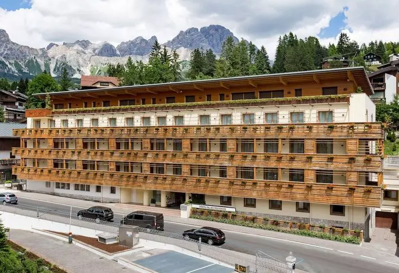 Radisson Residences Savoia Palace Cortina D’ampezzo