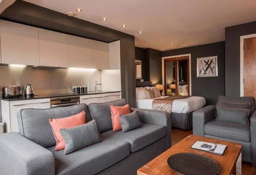 Fotos del hotel The Chambers  Park Place  Apartments:  21