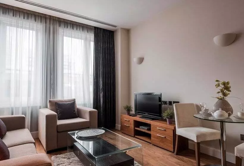 Fotos del hotel The Chambers  Park Place  Apartments:  18