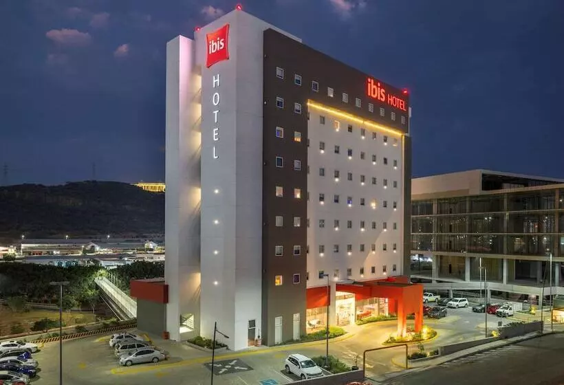 Ibis Queretaro