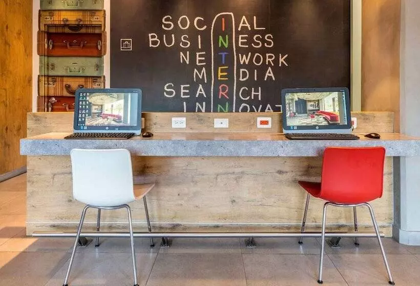 Fotos del hotel Ibis Queretaro:  5