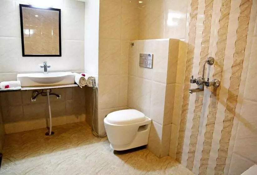 Fotos del hotel Narayans Leela Inn:  16