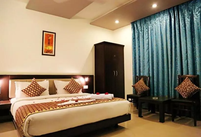 Fotos del hotel Narayans Leela Inn:  25