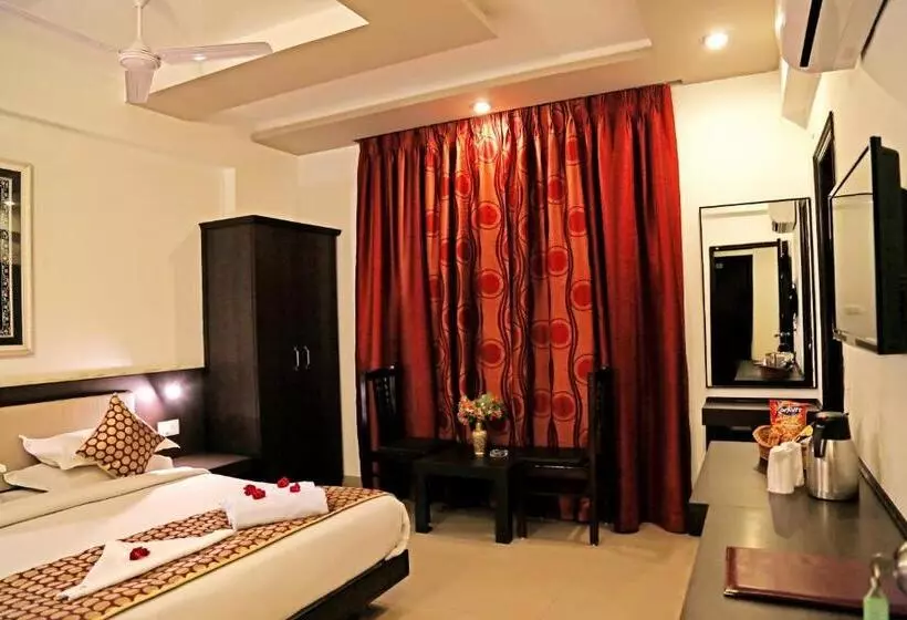 Fotos del hotel Narayans Leela Inn:  13