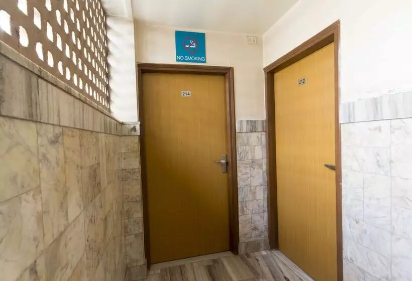 Fotos del hotel Oyo Rooms Chembur Monorail Station:  4