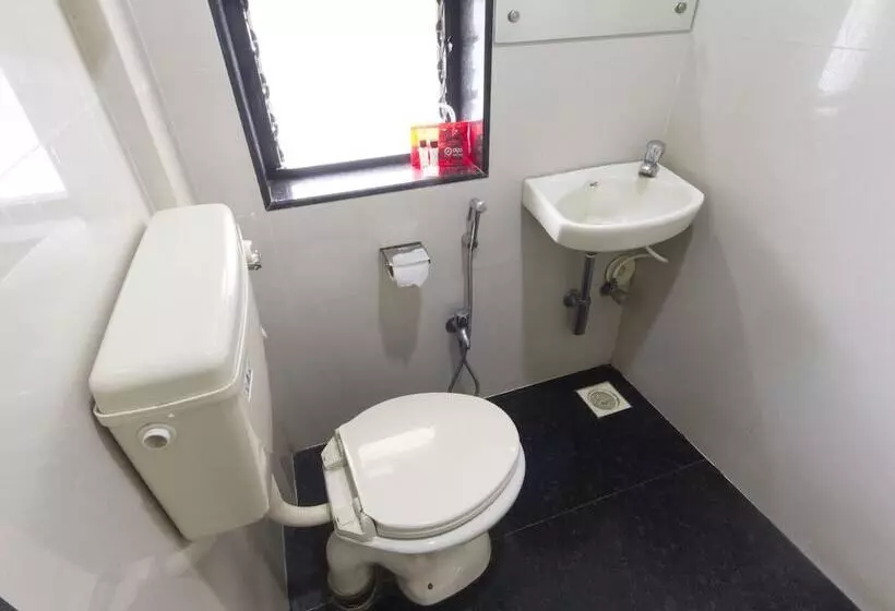 Fotos del hotel Oyo Rooms Chembur Monorail Station:  6